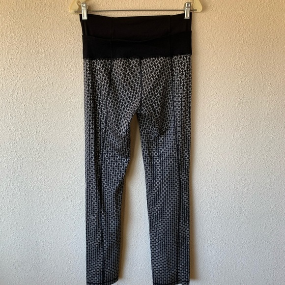 Lululemon Straight Up Pant Legging Double Waist - Picture 2 of 4